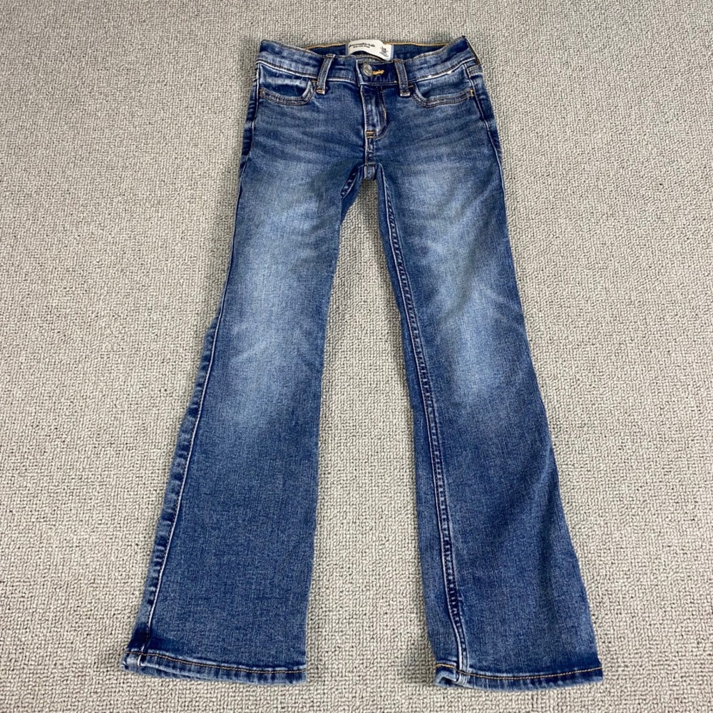 Abercrombie Kids Low Rise Bootcut Jeans Girls Size 5/6 Long Blue Denim Flare EUC